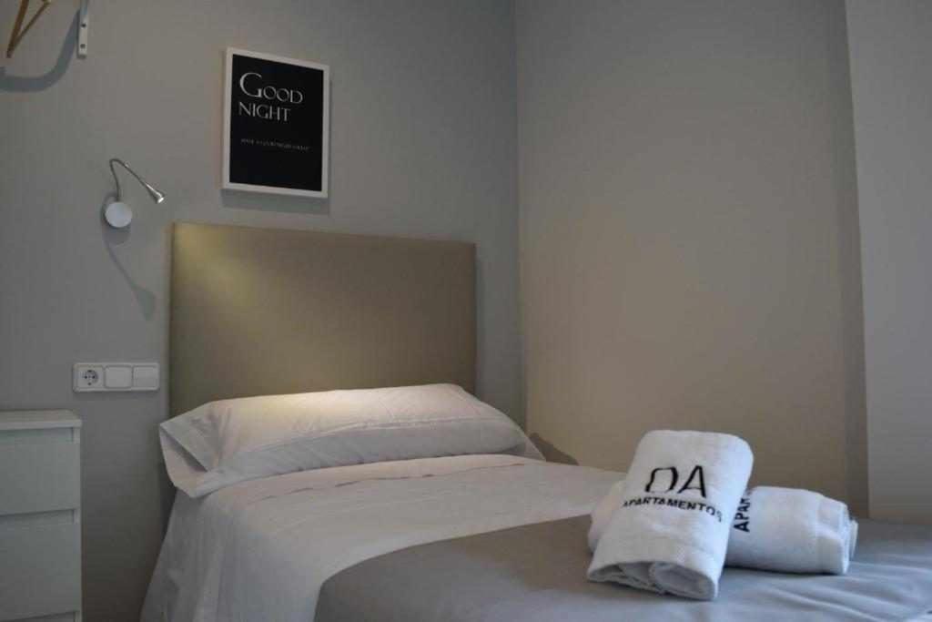 Apartamentos Ordesa אינסה חדר תמונה